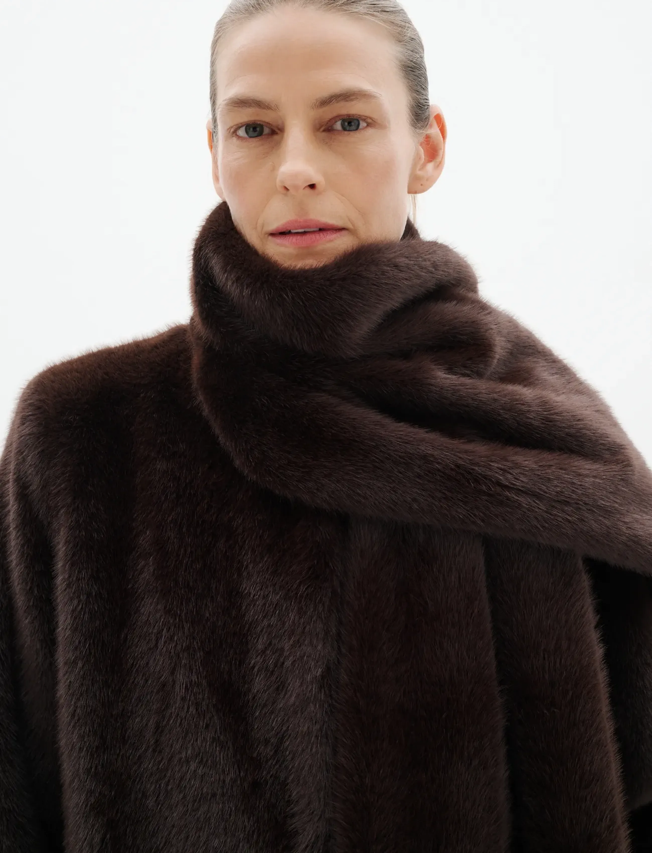 InWear - ZABELLEIW LONG COAT - fuskpäls - chocolate brown - 4