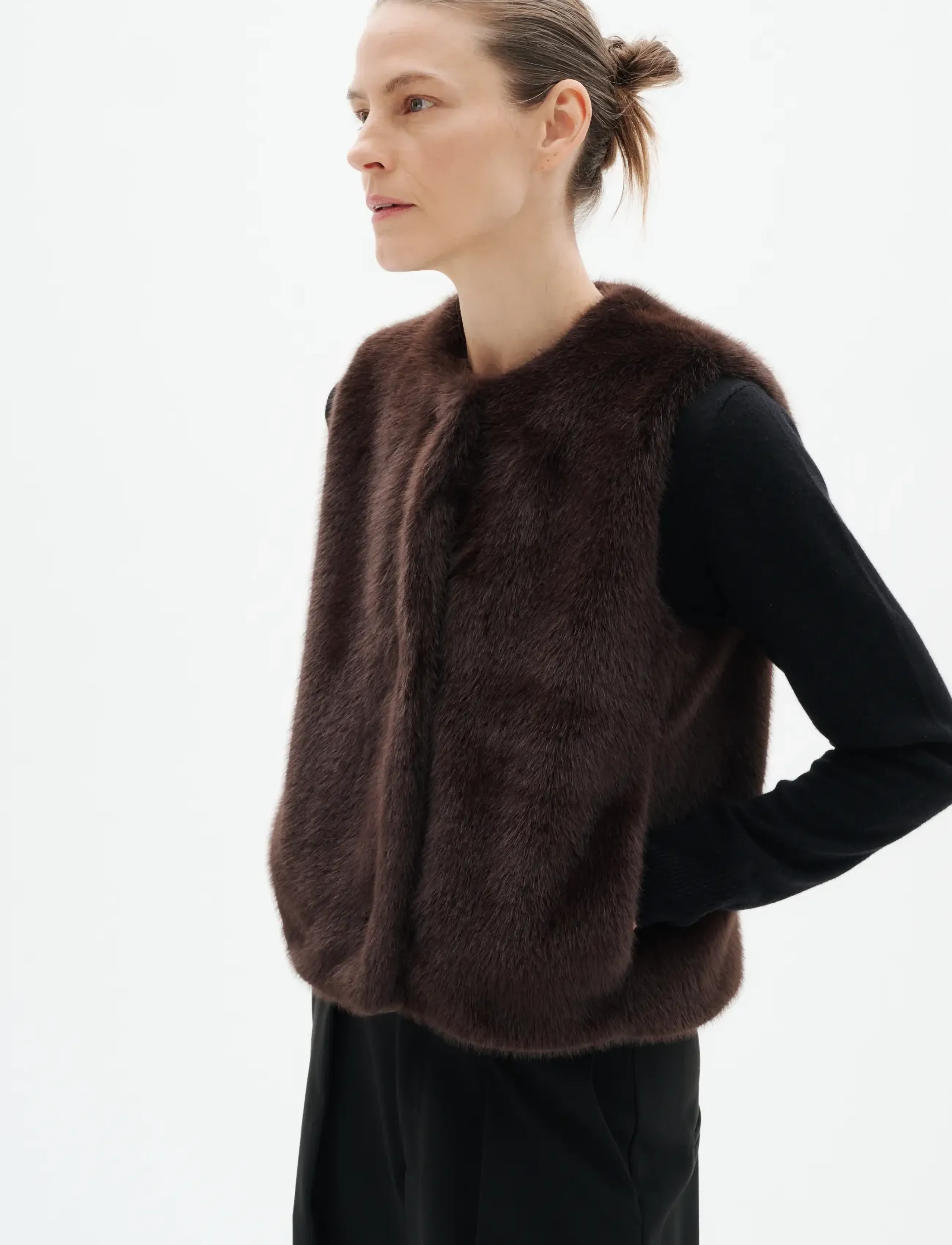 InWear - ZABELLEIW WAISTCOAT - fleece- och teddyvästar - chocolate brown - 0