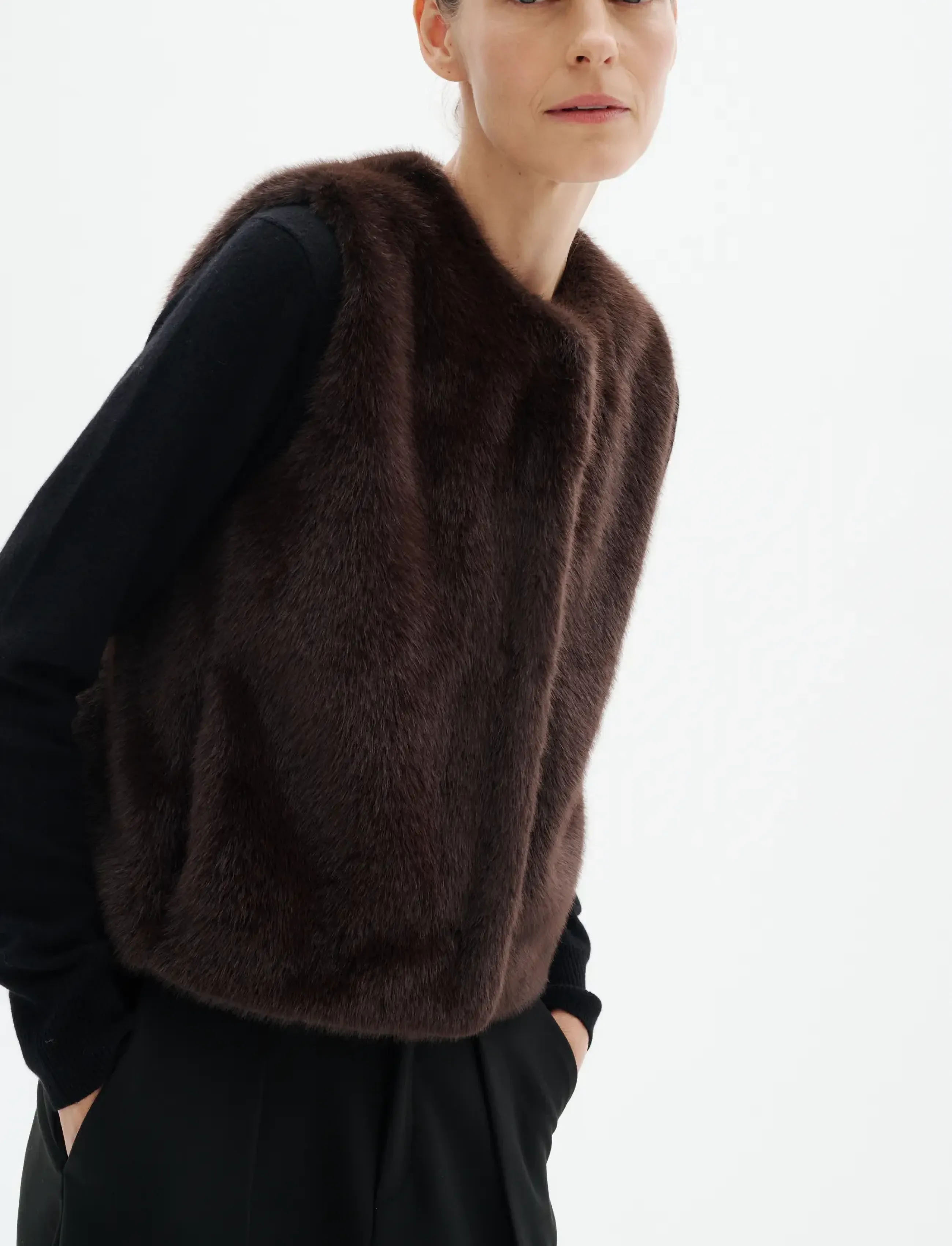 InWear - ZABELLEIW WAISTCOAT - fleece- och teddyvästar - chocolate brown - 5