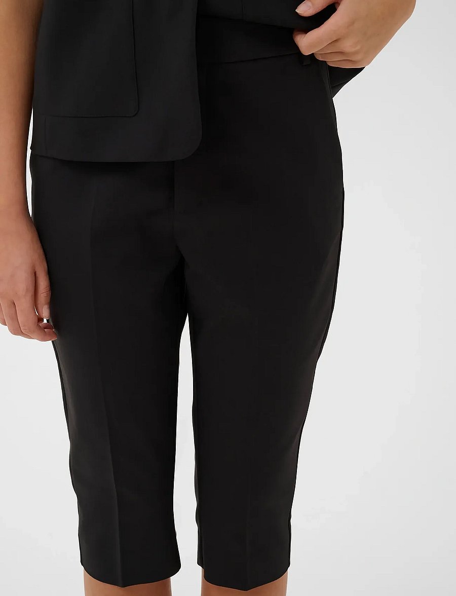 InWear - ZELLAIW PIRATE PANTS - capri-püksid - black - 5