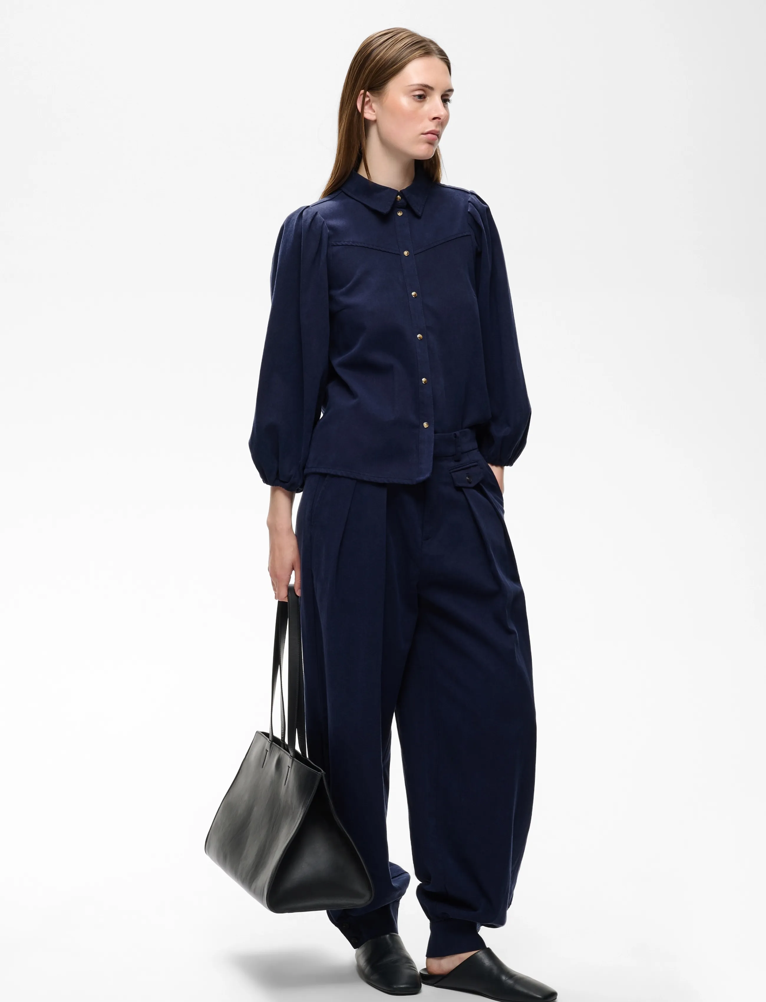 InWear - HESSIW PANTS - barrel-püksid - midnight magic - 2