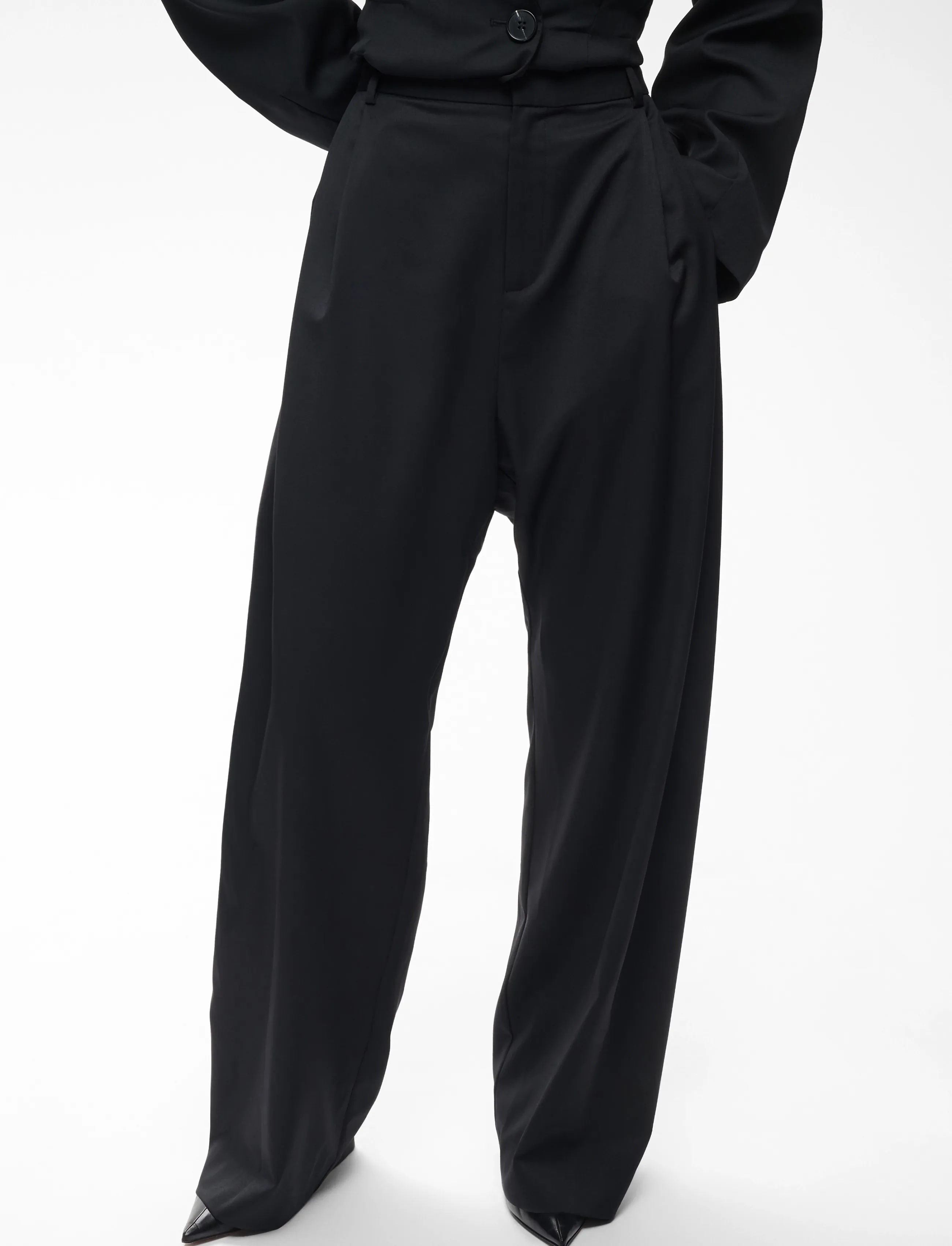 InWear - CARAHIW PANT - kostymbyxor - black - 2