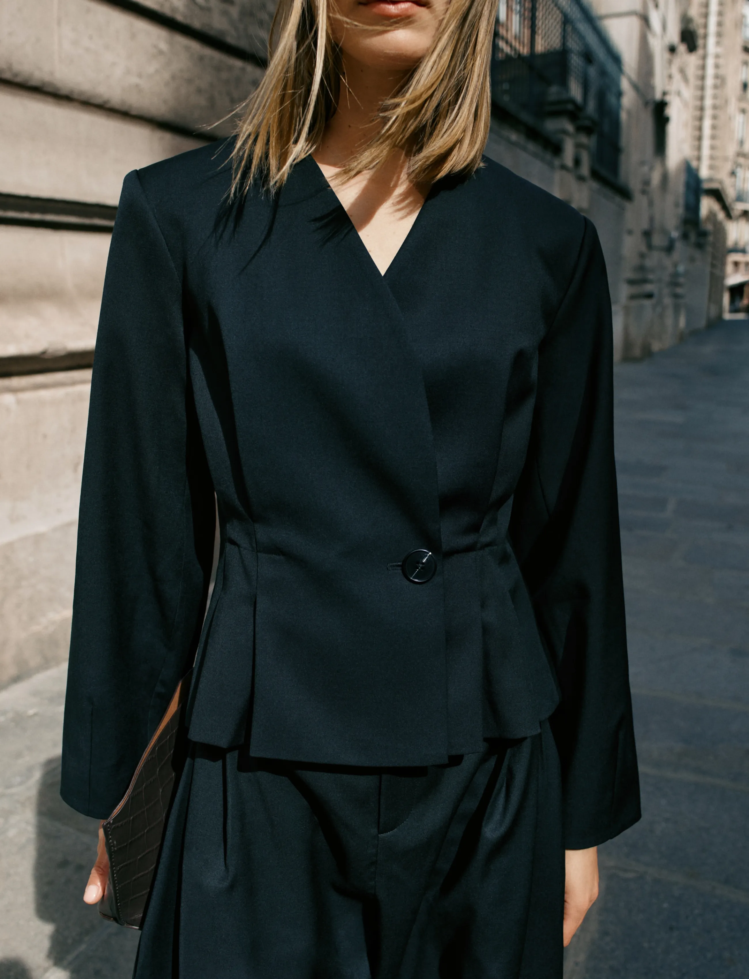 InWear - CARAHIW BLAZER - cropped blazers - black - 3