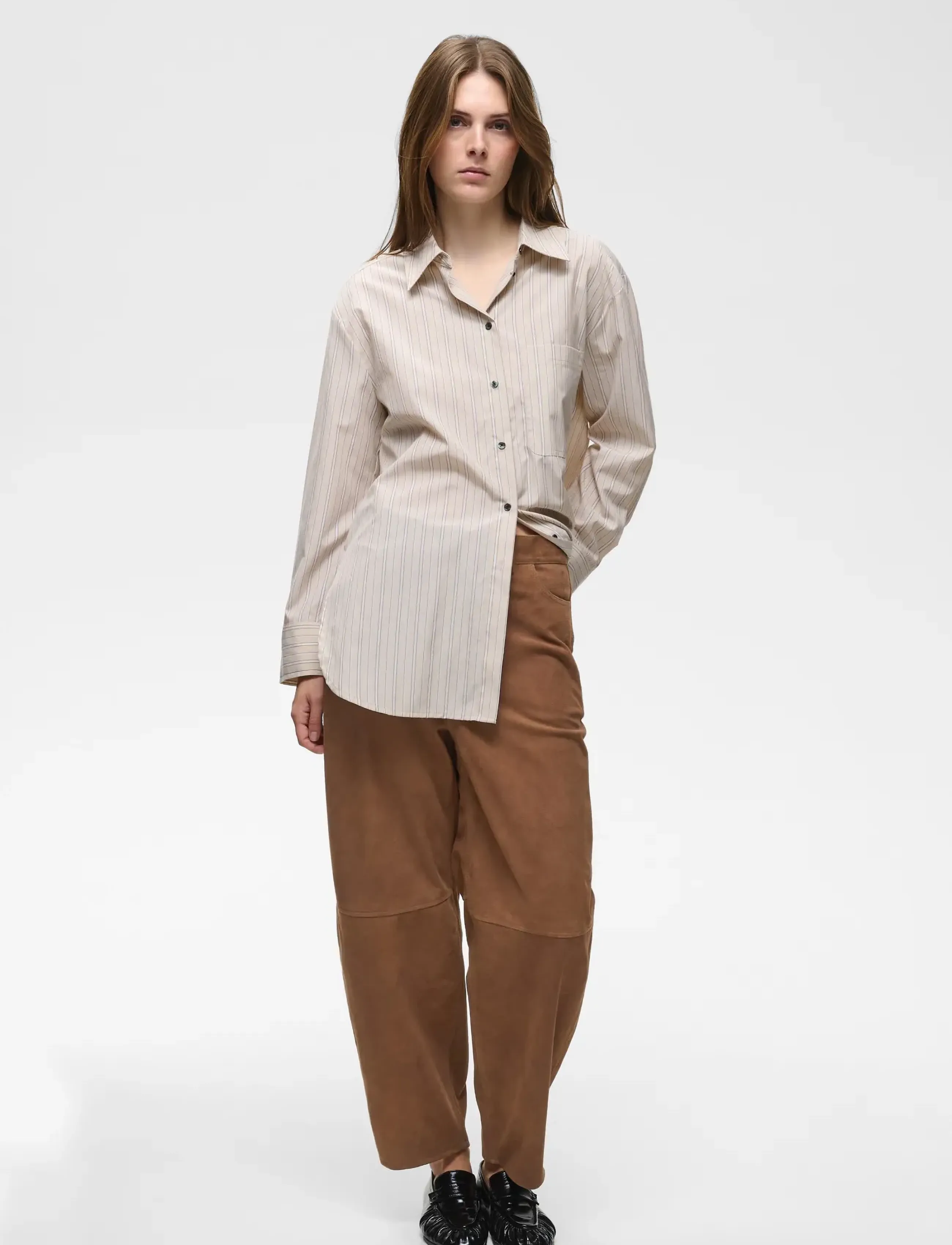 InWear Helkiiw Barrel Suede Jeans dam – bild 5