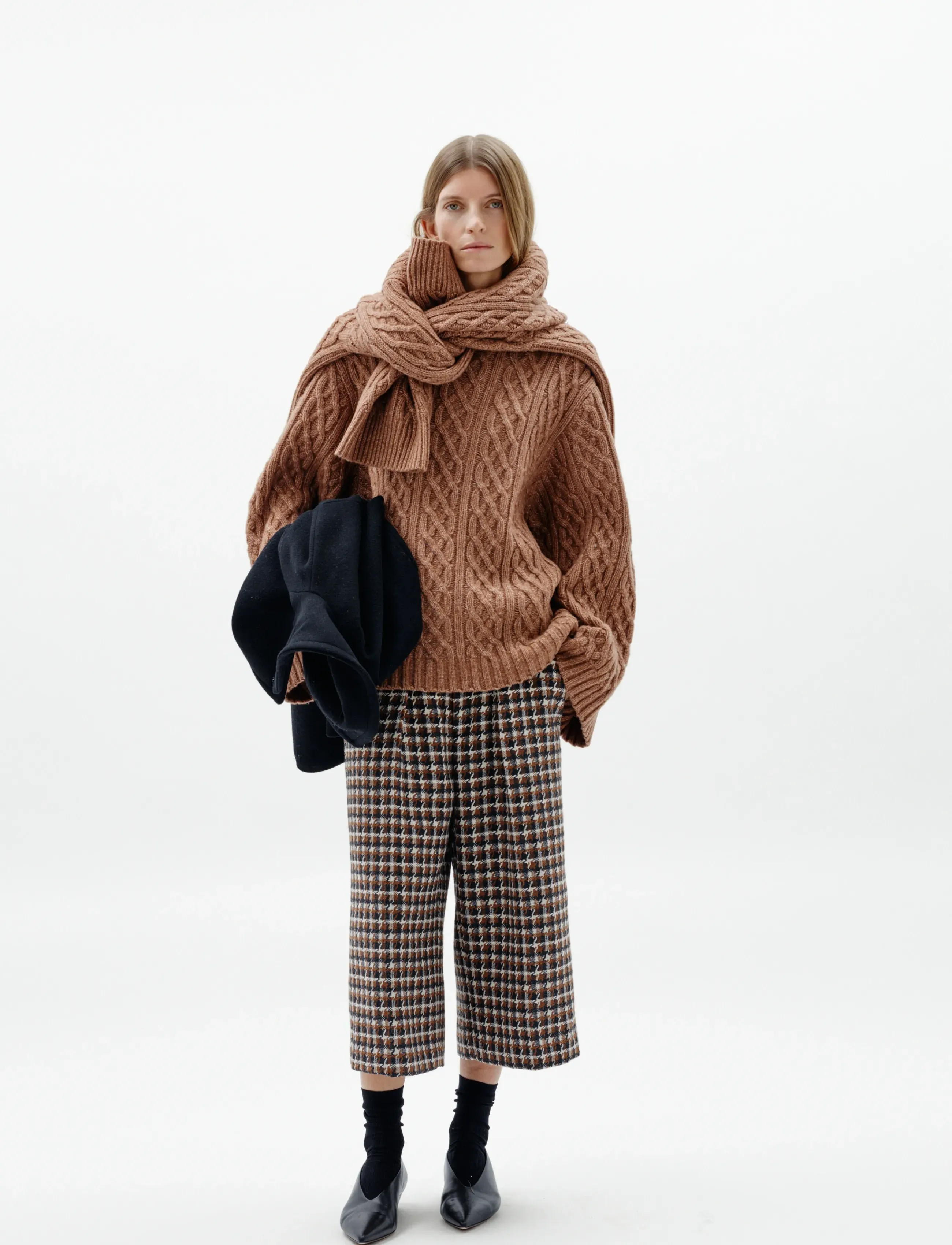 InWear CARSONNEIW CULOTTE PANTS - Tänavastiil - BLACK/ BROWN / brown