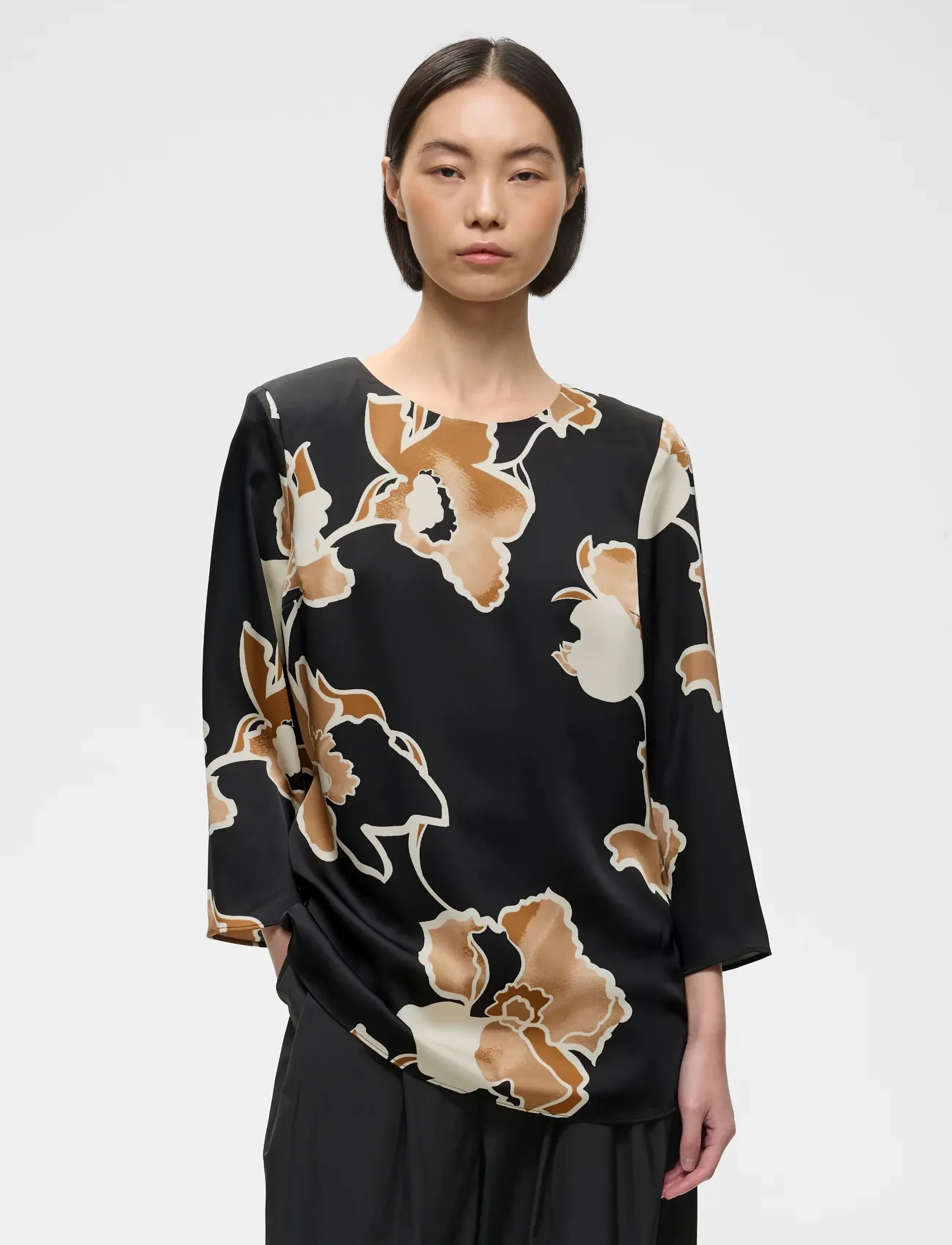 InWear OLIVEIW BLOUSE - Pluusid ja särgid - BLACK SKETCH FLOWER / black