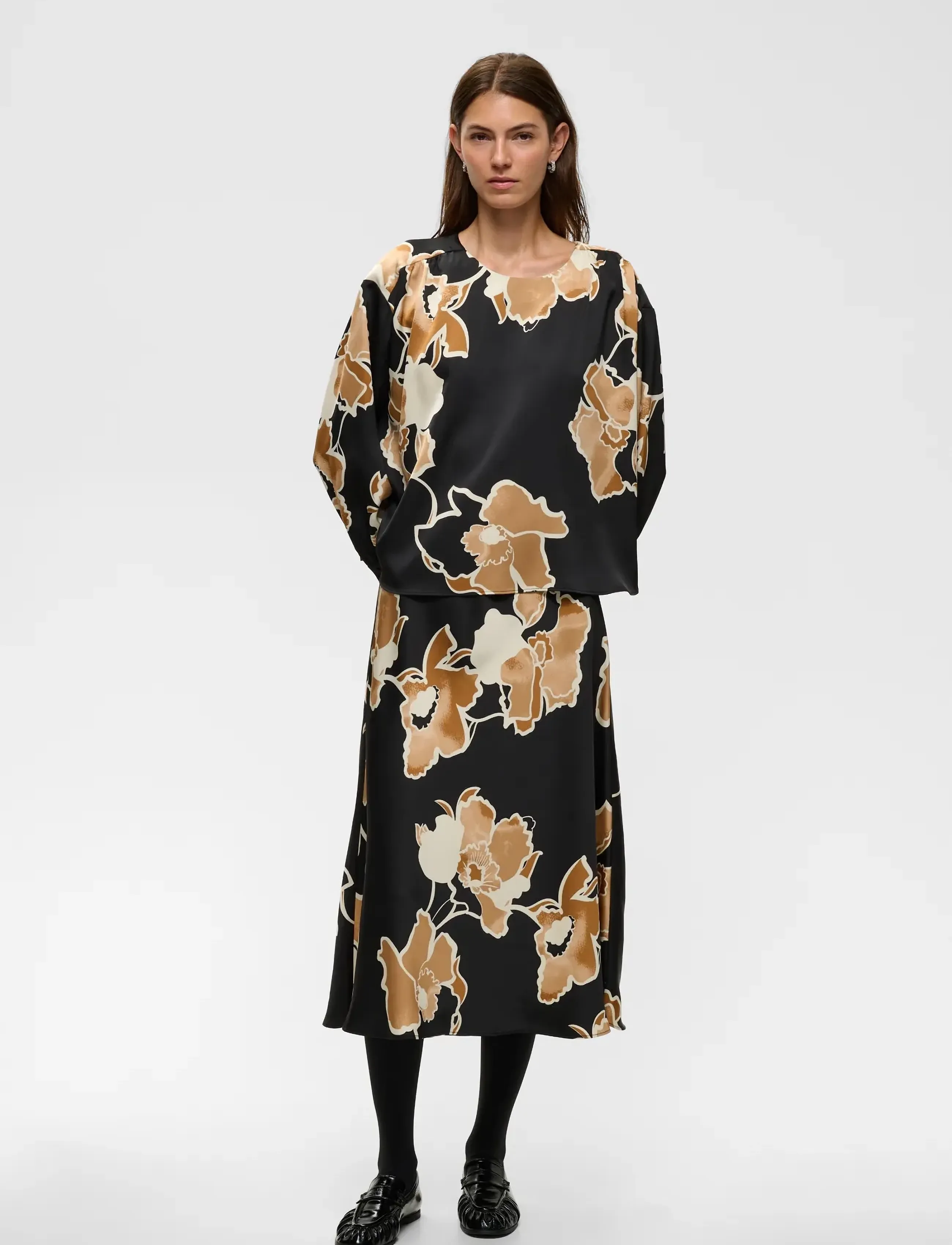InWear - OLIVEIW BLOUSE - palaidinės trijų ketvirčių rankovėmis - black sketch flower - 4