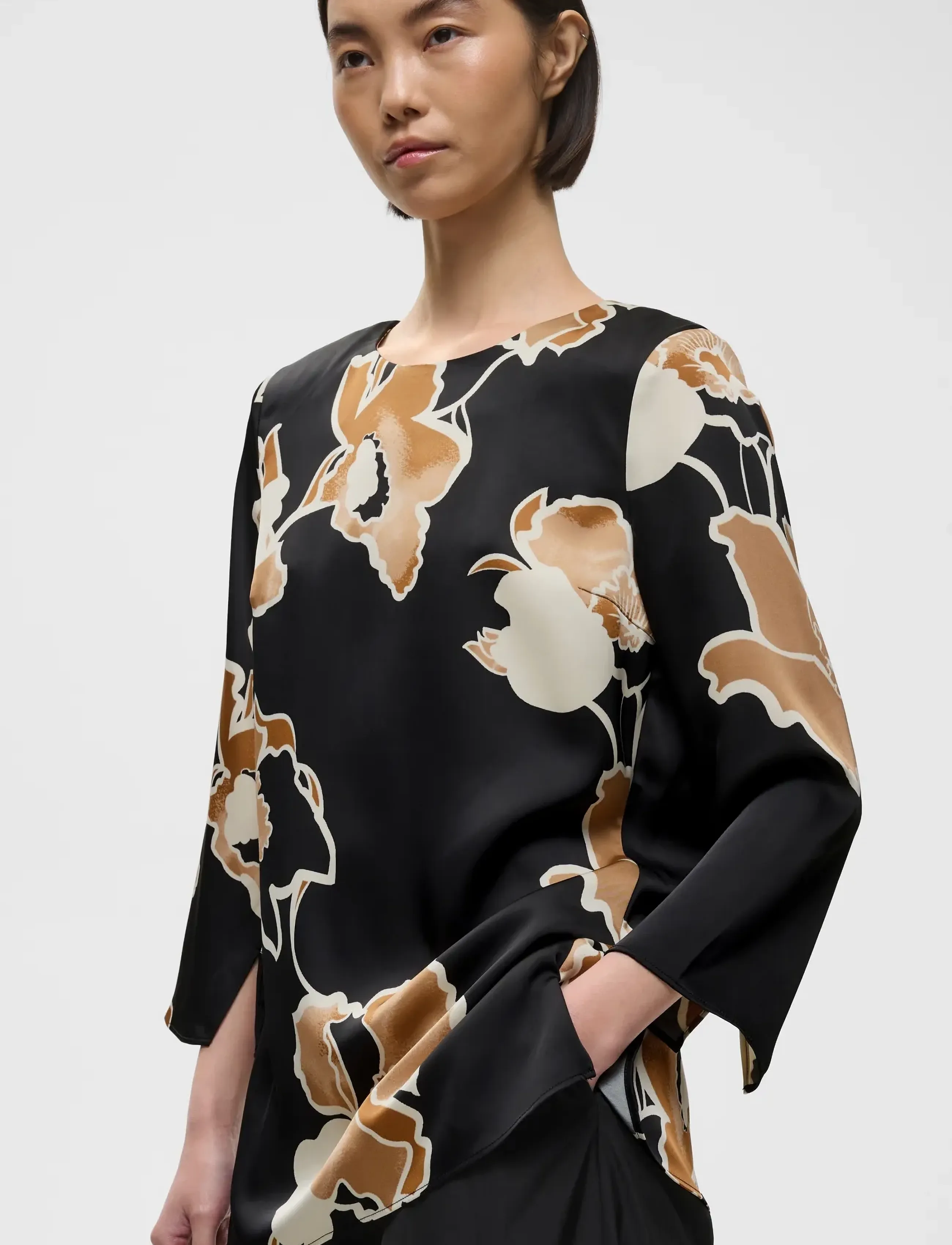 InWear - OLIVEIW BLOUSE - blusar med trekvartsärmar - black sketch flower - 5