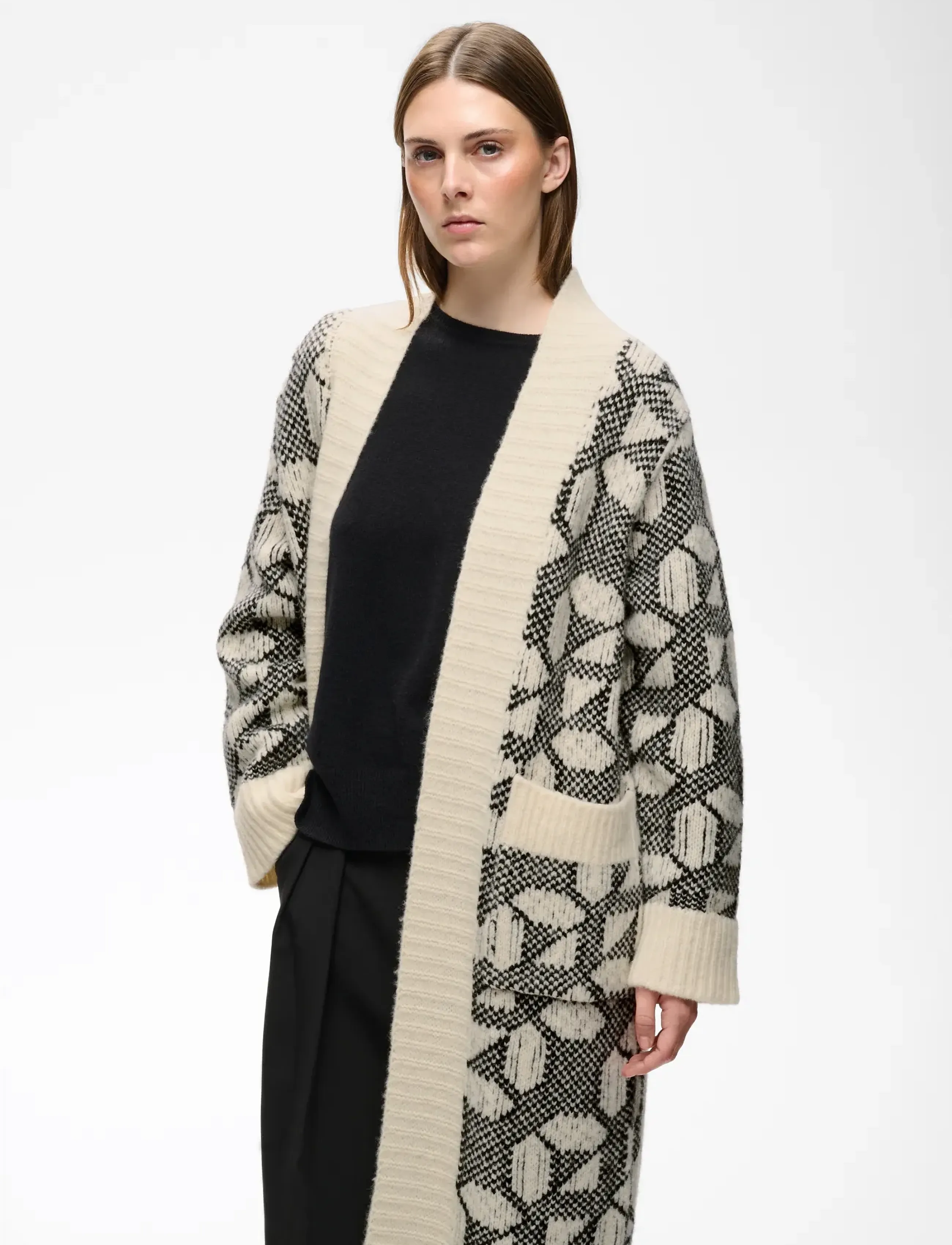 InWear - TULAIW CARDIGAN - strickjacken - grafic tile pattern - 0