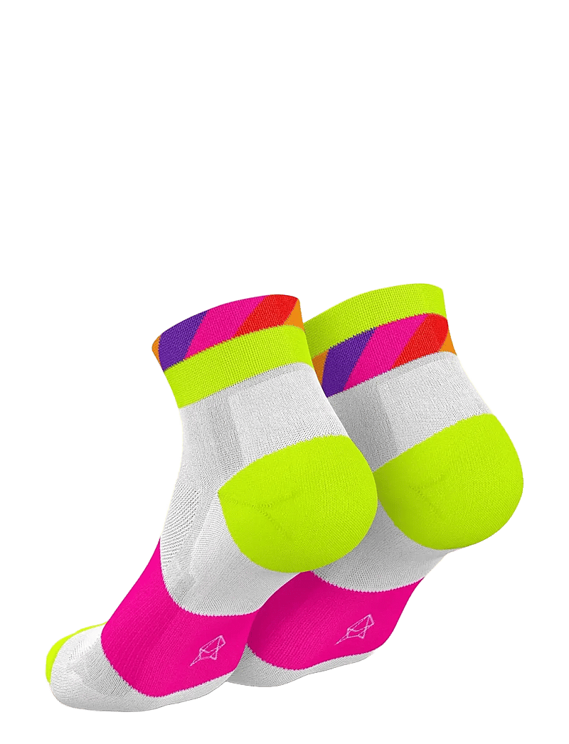 INCYLENCE - INCYLENCE ULTRALIGHT STRIDES SHORT WHITE CANARY - spordisokid - white canary - 1