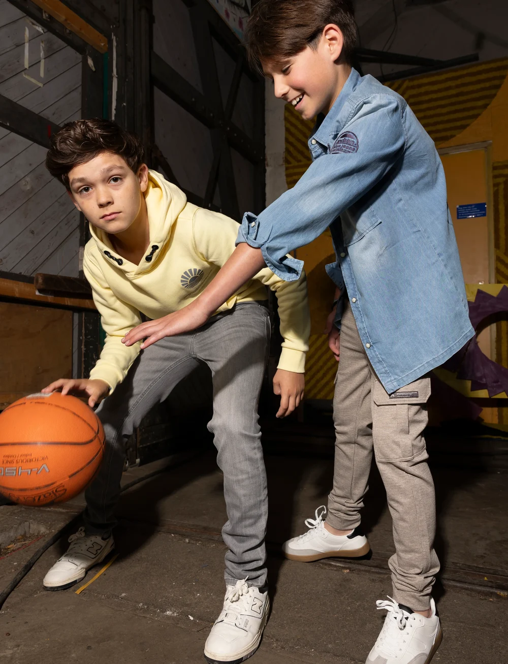 Indian Blue Jeans - Hoodie Backprint - kapuzenpullover - lemonade - 0