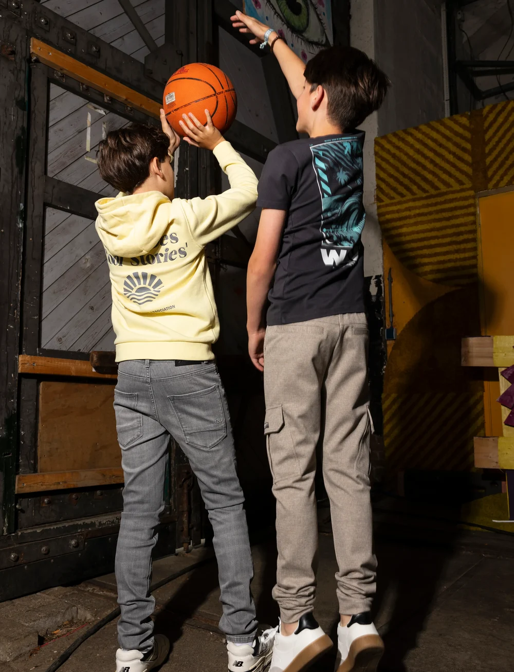 Indian Blue Jeans - Hoodie Backprint - kapuzenpullover - lemonade - 4