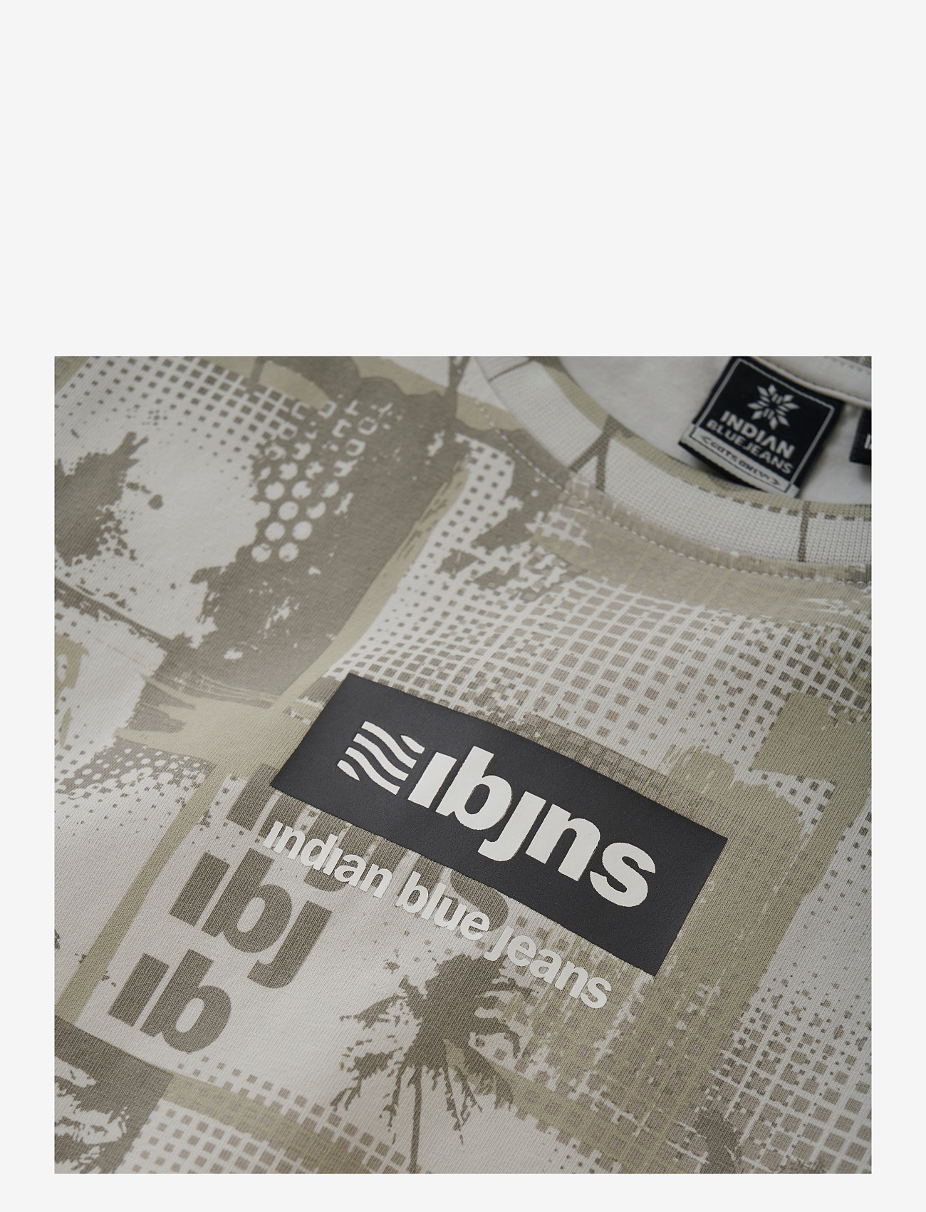 Indian Blue Jeans - T-shirt IBJ all over print - short-sleeved t-shirts - dawn blue - 3