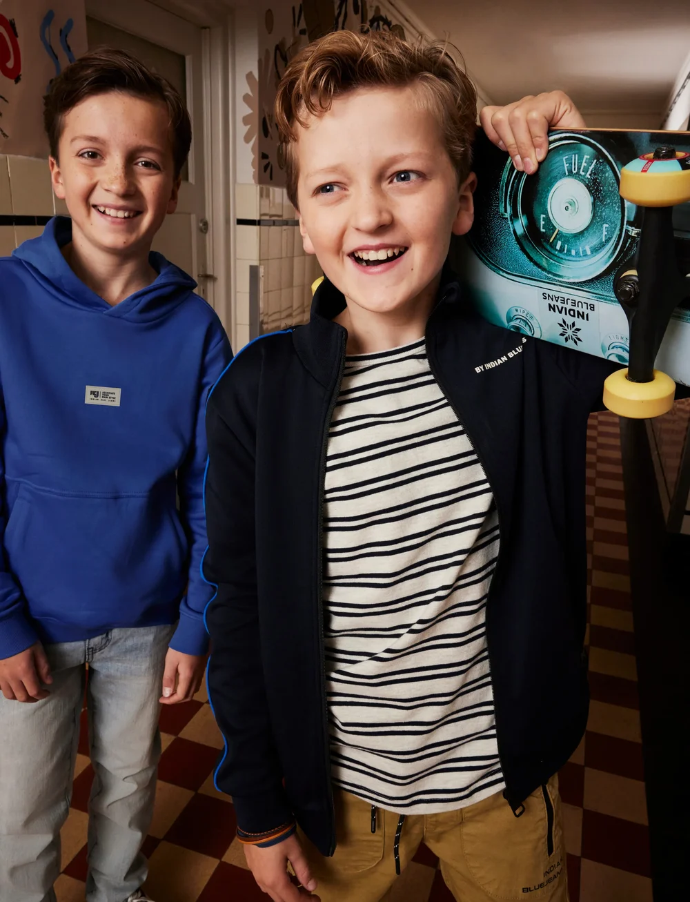 Indian Blue Jeans - T-Shirt Stripe Badge - short-sleeved t-shirts - light grey melange - 4