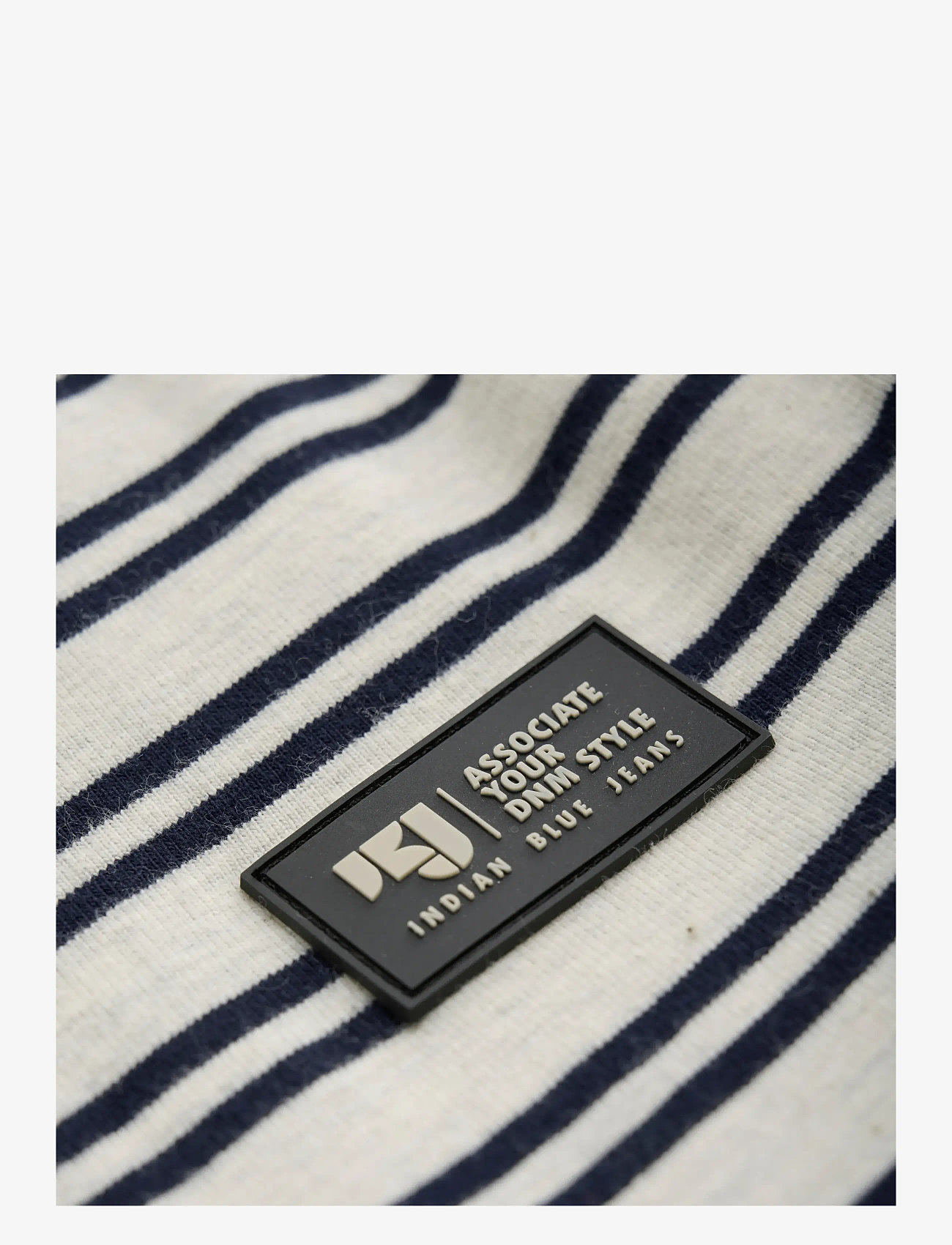 Indian Blue Jeans - T-Shirt Stripe Badge - kortærmede t-shirts - light grey melange - 3
