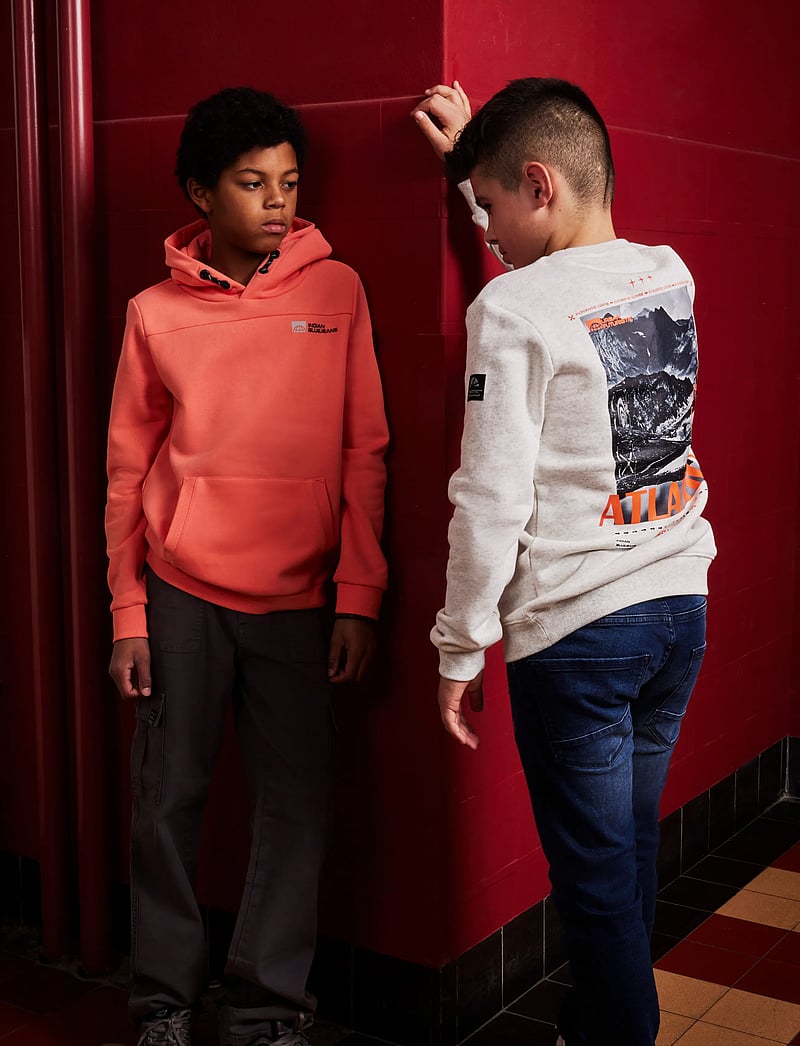 Indian Blue Jeans - Hoodie Kangaroo Pocket - huvtröjor - peach echo - 3