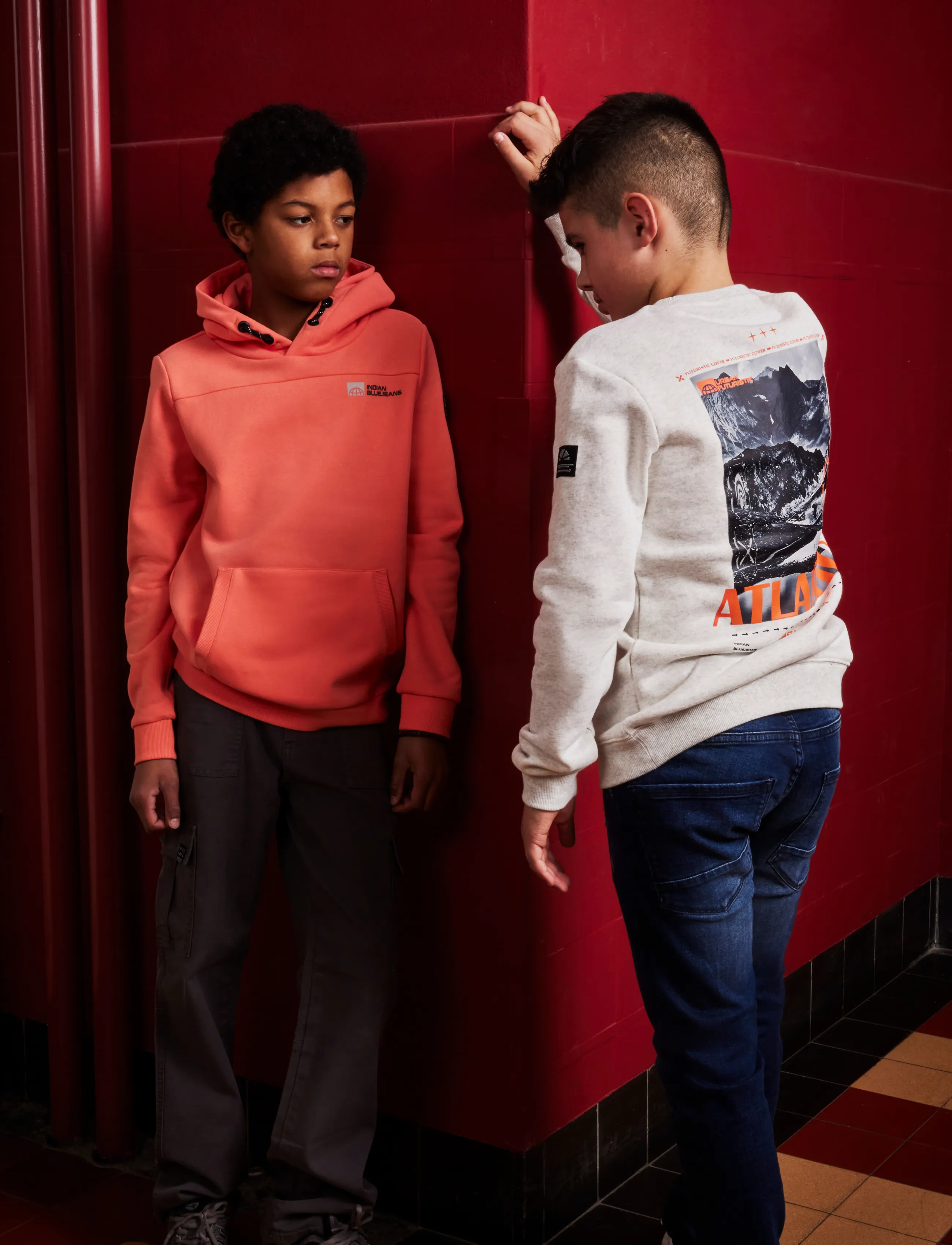 Indian Blue Jeans - Hoodie Kangaroo Pocket - huvtröjor - peach echo - 3