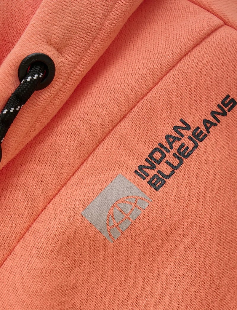 Indian Blue Jeans - Hoodie Kangaroo Pocket - huvtröjor - peach echo - 4