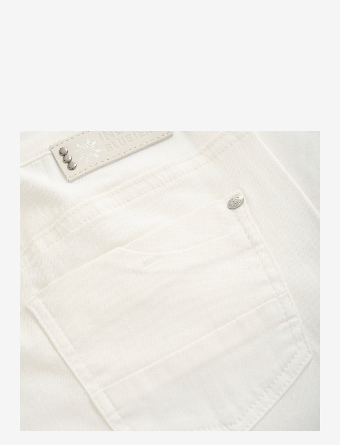 Indian Blue Jeans - 2100 Flared Fit Jeans - vida jeans - white - 3