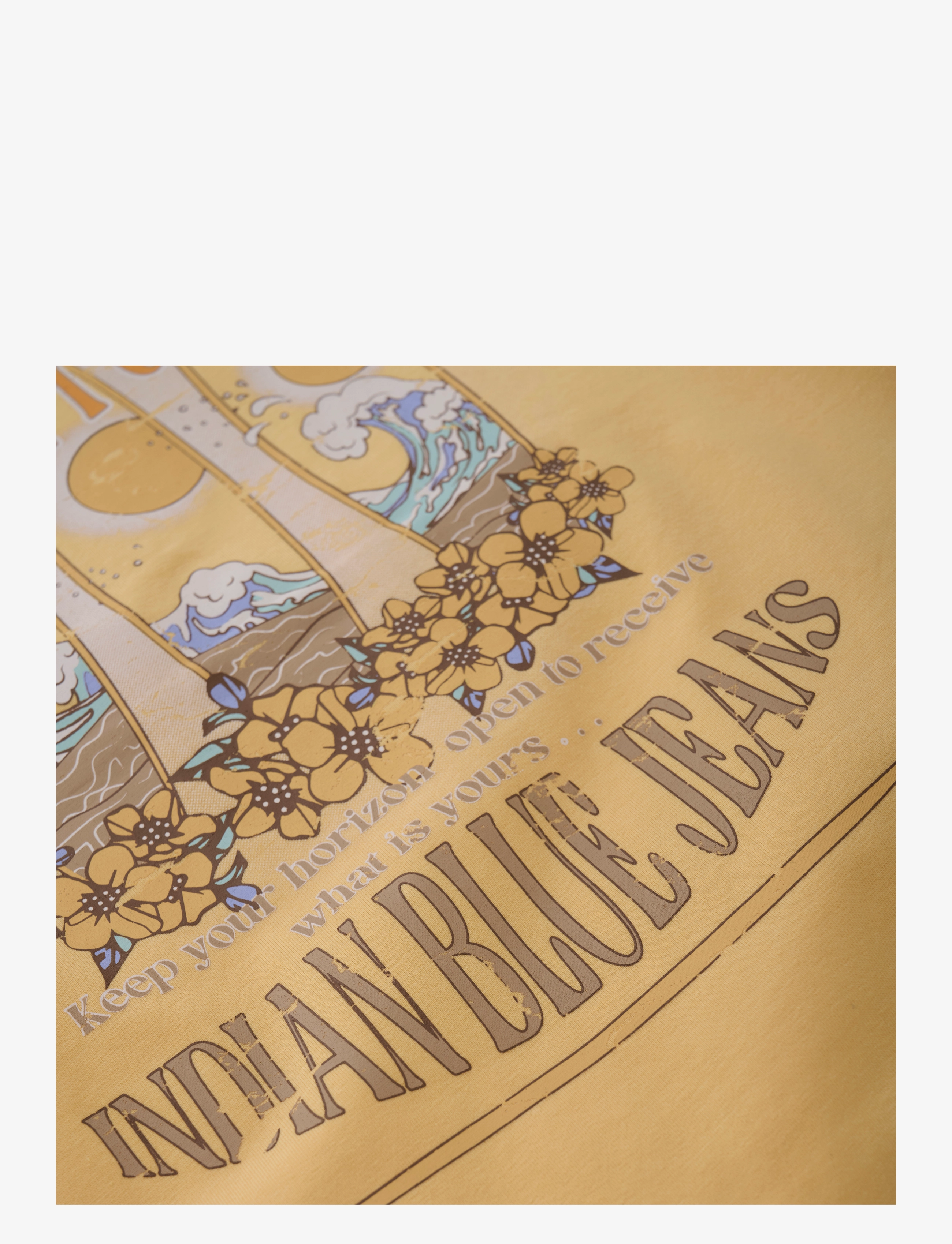 Indian Blue Jeans - T-shirt Chest and Backprint - t-krekli ar īsām piedurknēm - sunburst - 3