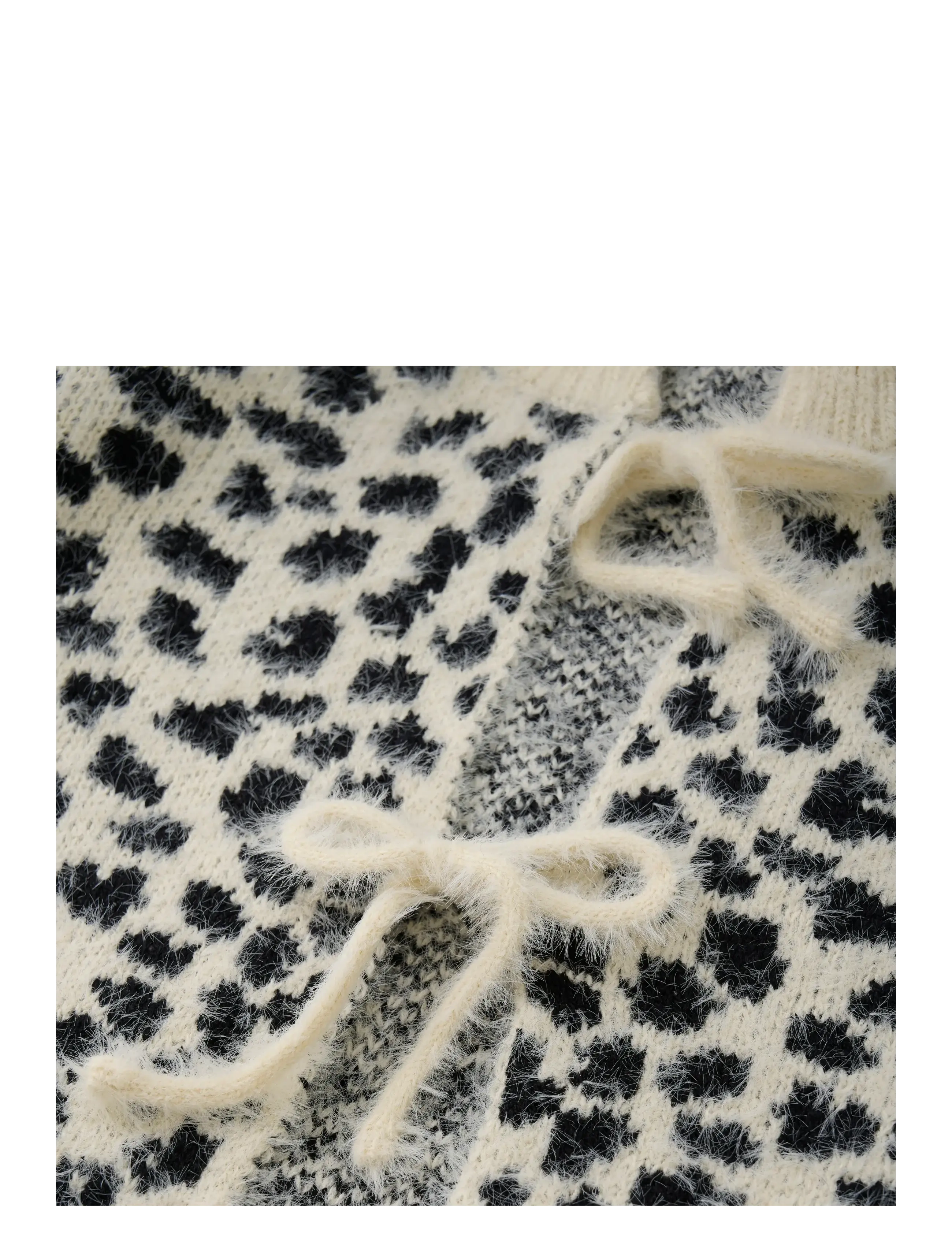 Indian Blue Jeans - Knitted Spotty - gilets - sandshell - 3