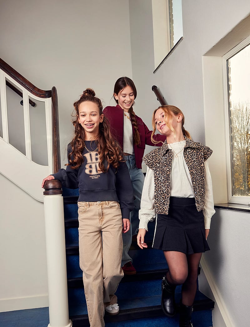 Indian Blue Jeans - Sweater Lava Dye - sweatshirts - phantom - 0