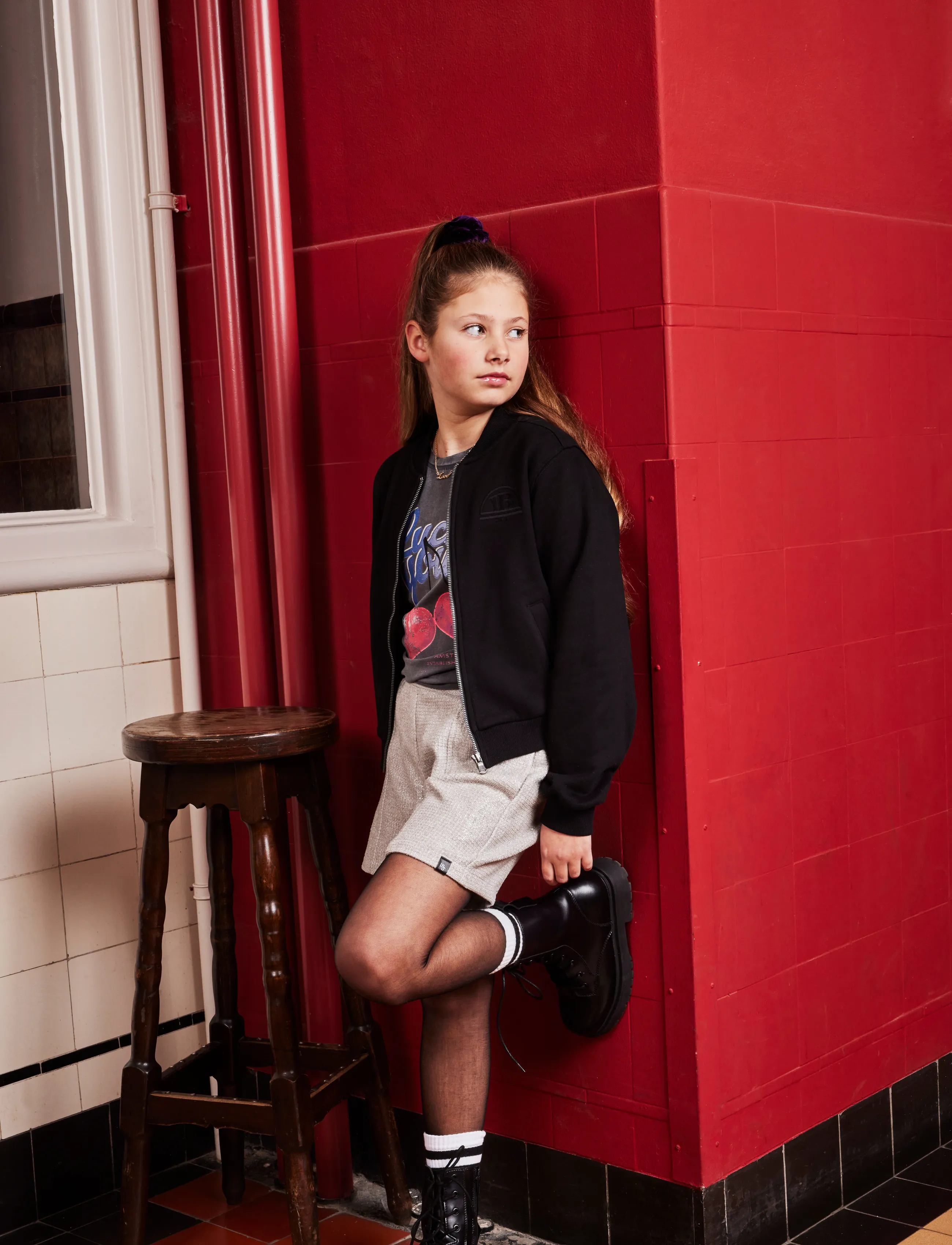 Indian Blue Jeans T-Shirt Cherry, 140, Black, T-Shirts > Kortærmede, Børn
