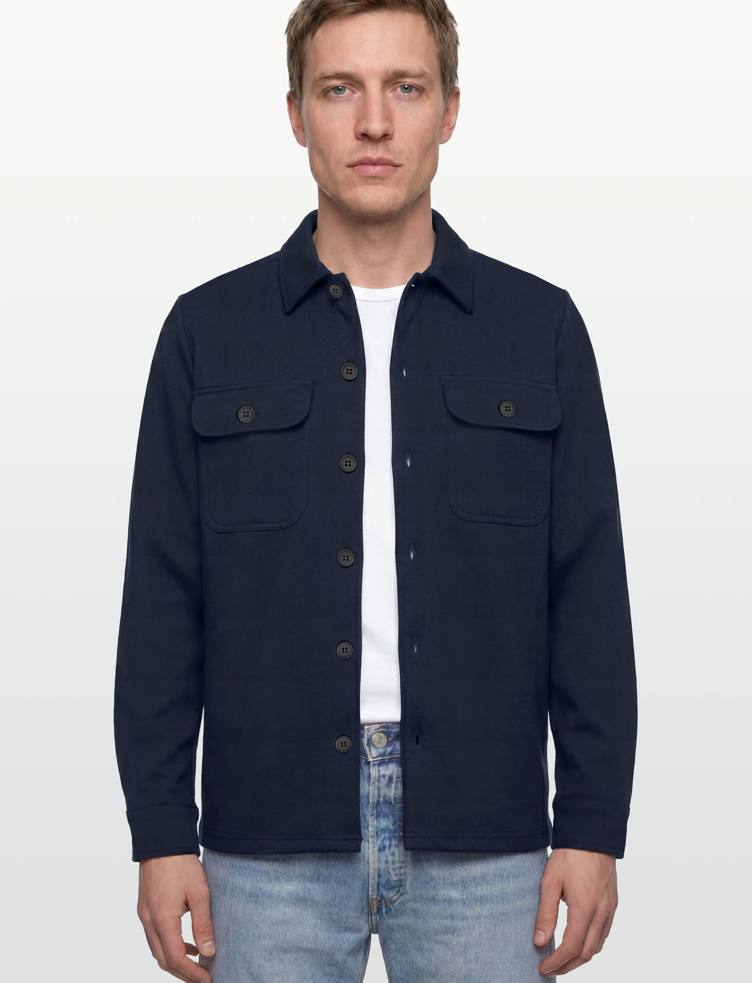 INDICODE - INNello - mehed - sky captain - 3