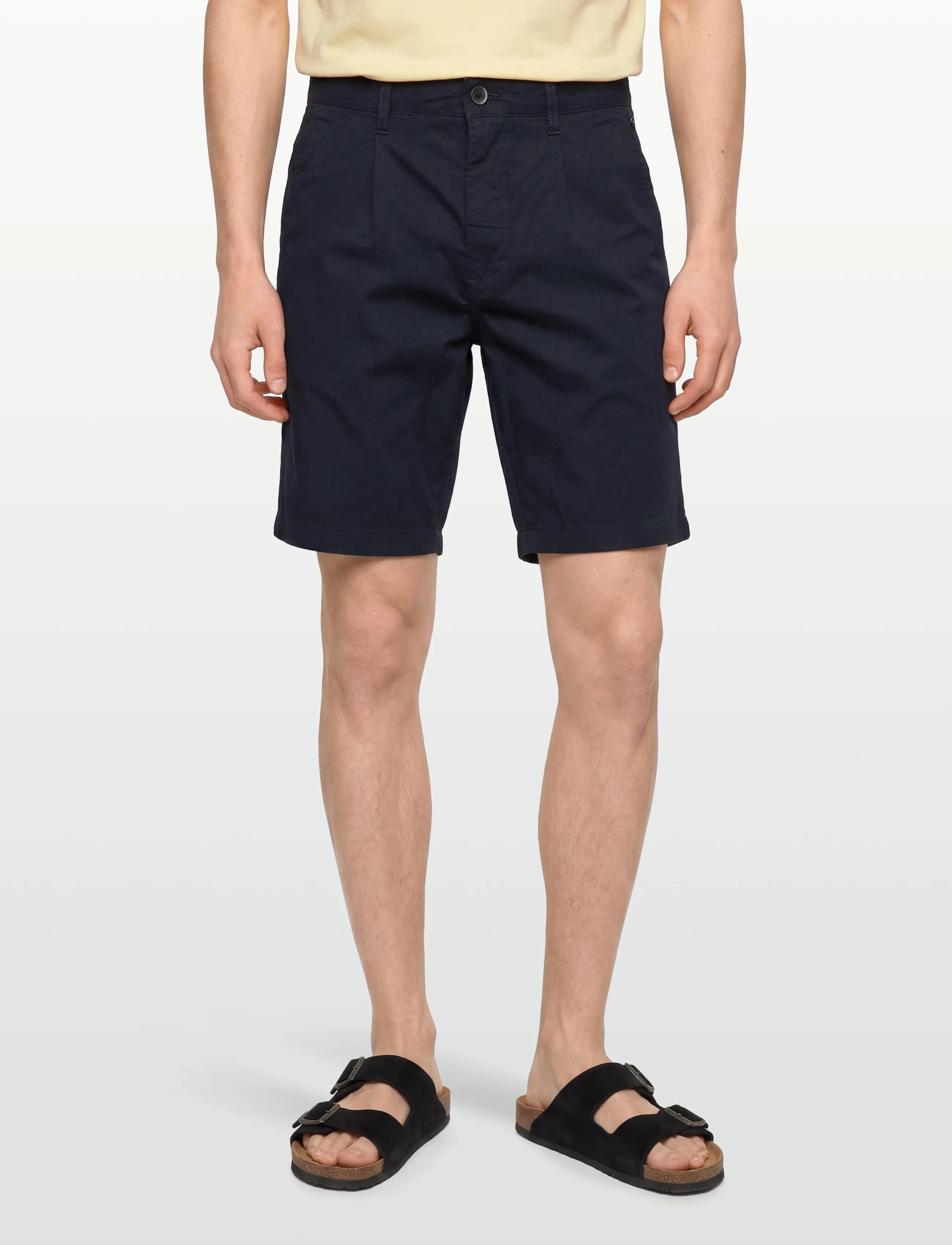 INDICODE - INSpring Pleat Shorts - chinos shorts - sky captain - 3