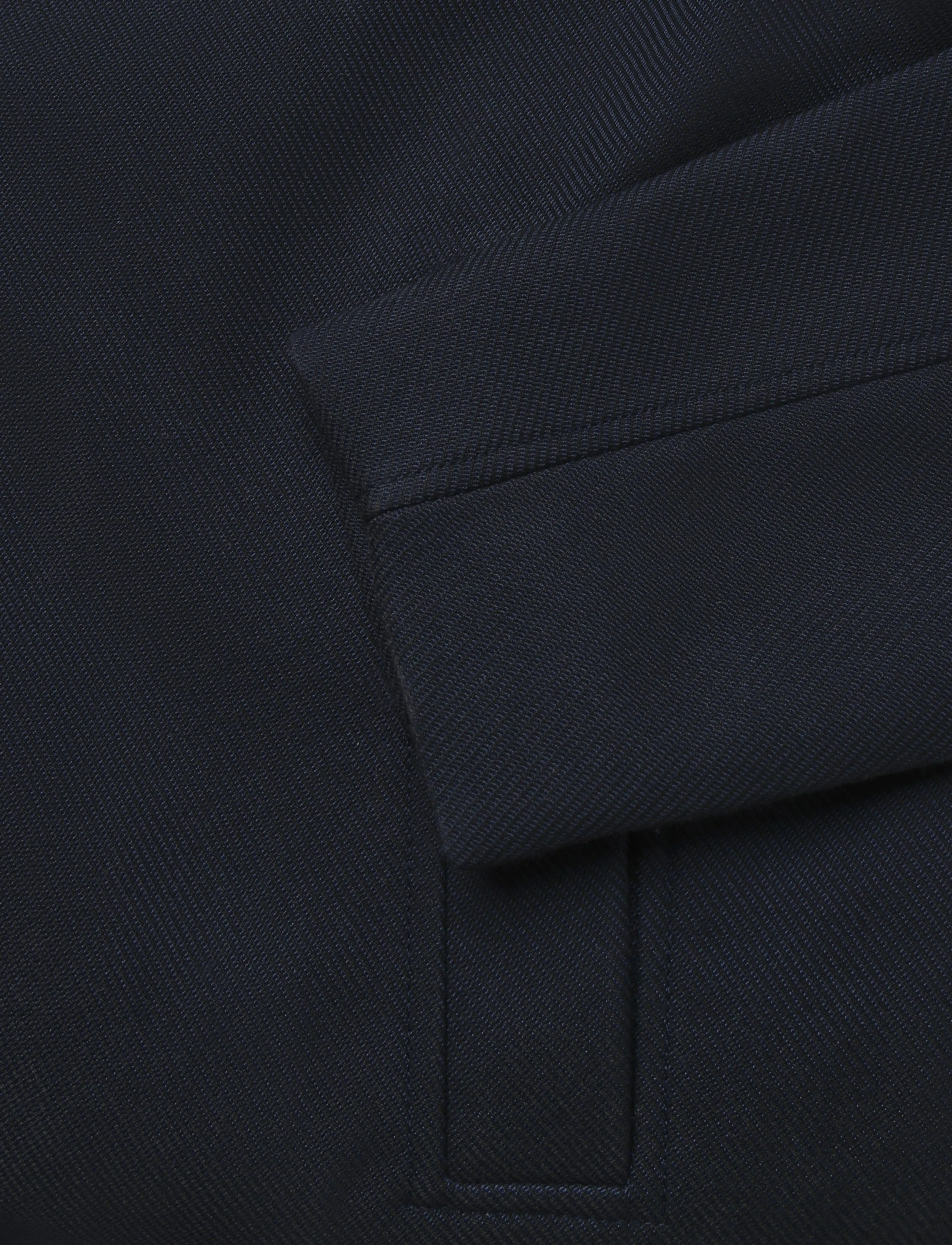 INDICODE - INYarrwyn coat - sky captain - 2