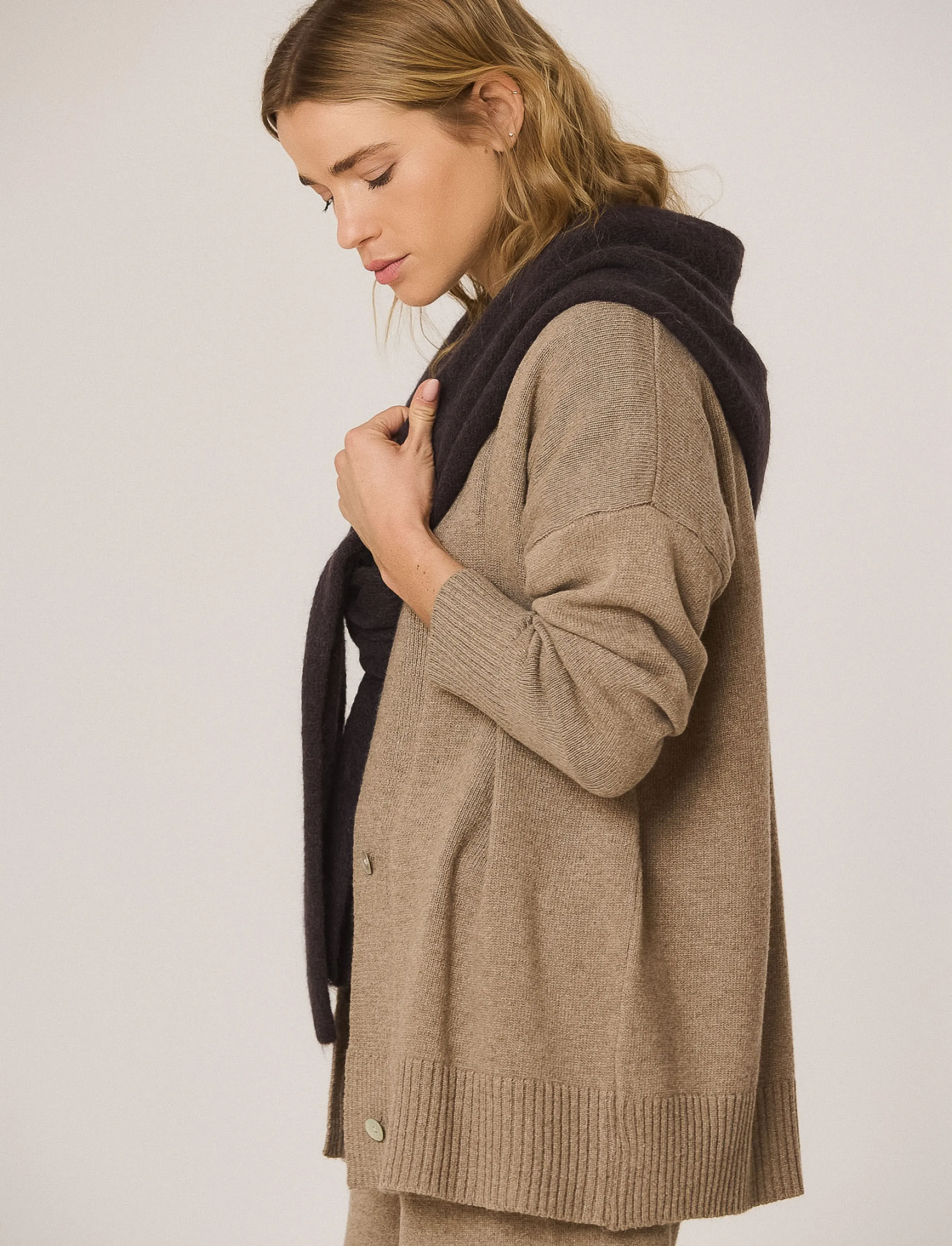 INDI&COLD Vi26Mo685, UNIC, Brown, Tørklæder > Vintertørklæder, Dame