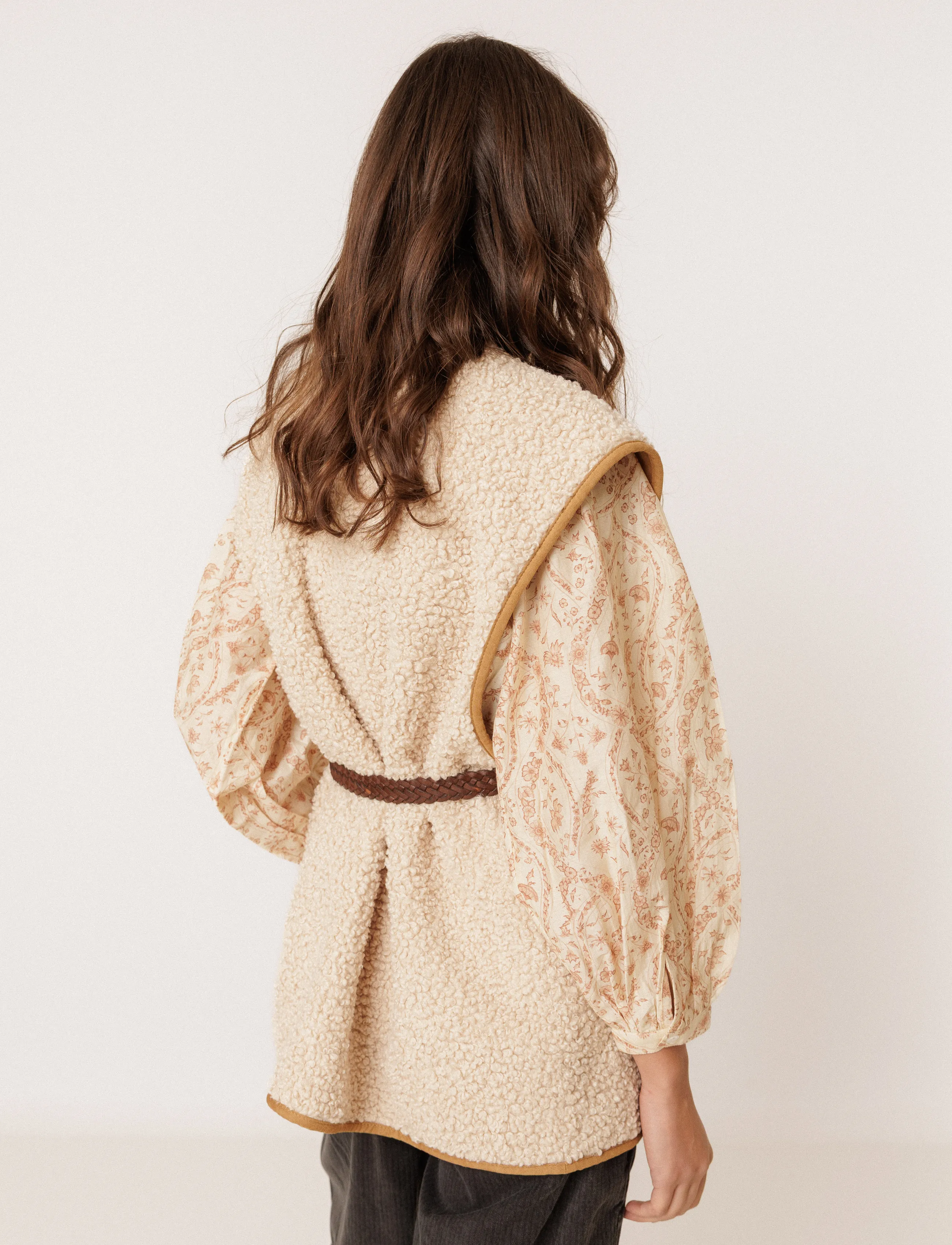 INDI&COLD - VI26MT635 - teddy-vestid - 108.camel - 2