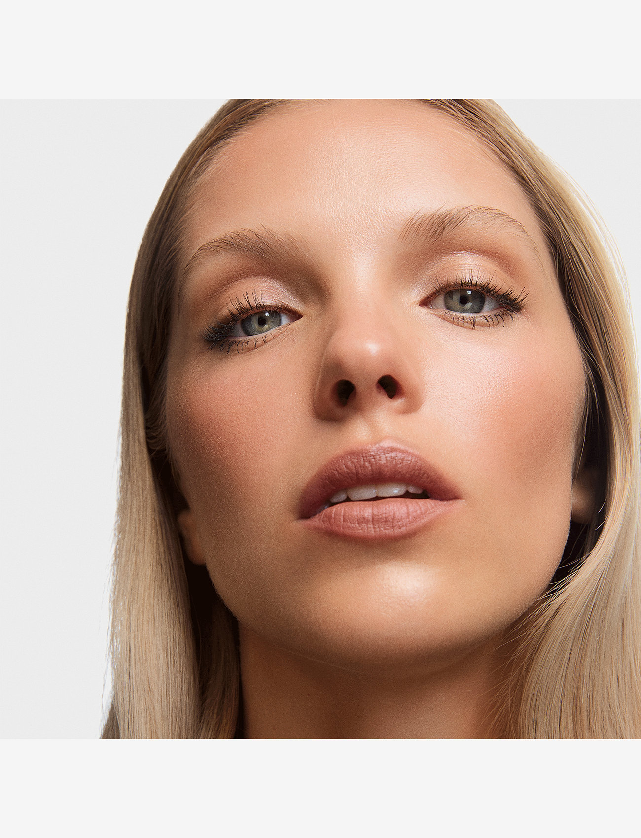 INGLOT - INGLOT CREAM STICK HIGLIGHTER DELICATE GLOW 310 - makeup - delicate glow 310 - 2