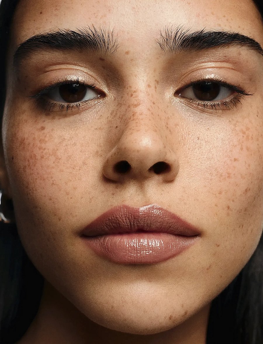 INGLOT - INGLOT GLAZED LIPS LIQUID LIPSTICK SPF 50+ MILK CHOCOLATE 94 - makeup - chocolate coloured, pink - 0