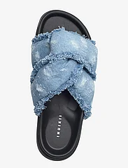 Inuikii - SOFT CROSSED JEANS - platta sandaler - light blue - 3