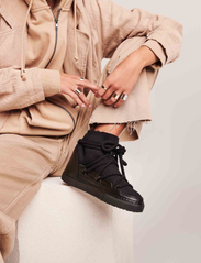 Inuikii - CLASSIC - Žieminiai batai - black - 7