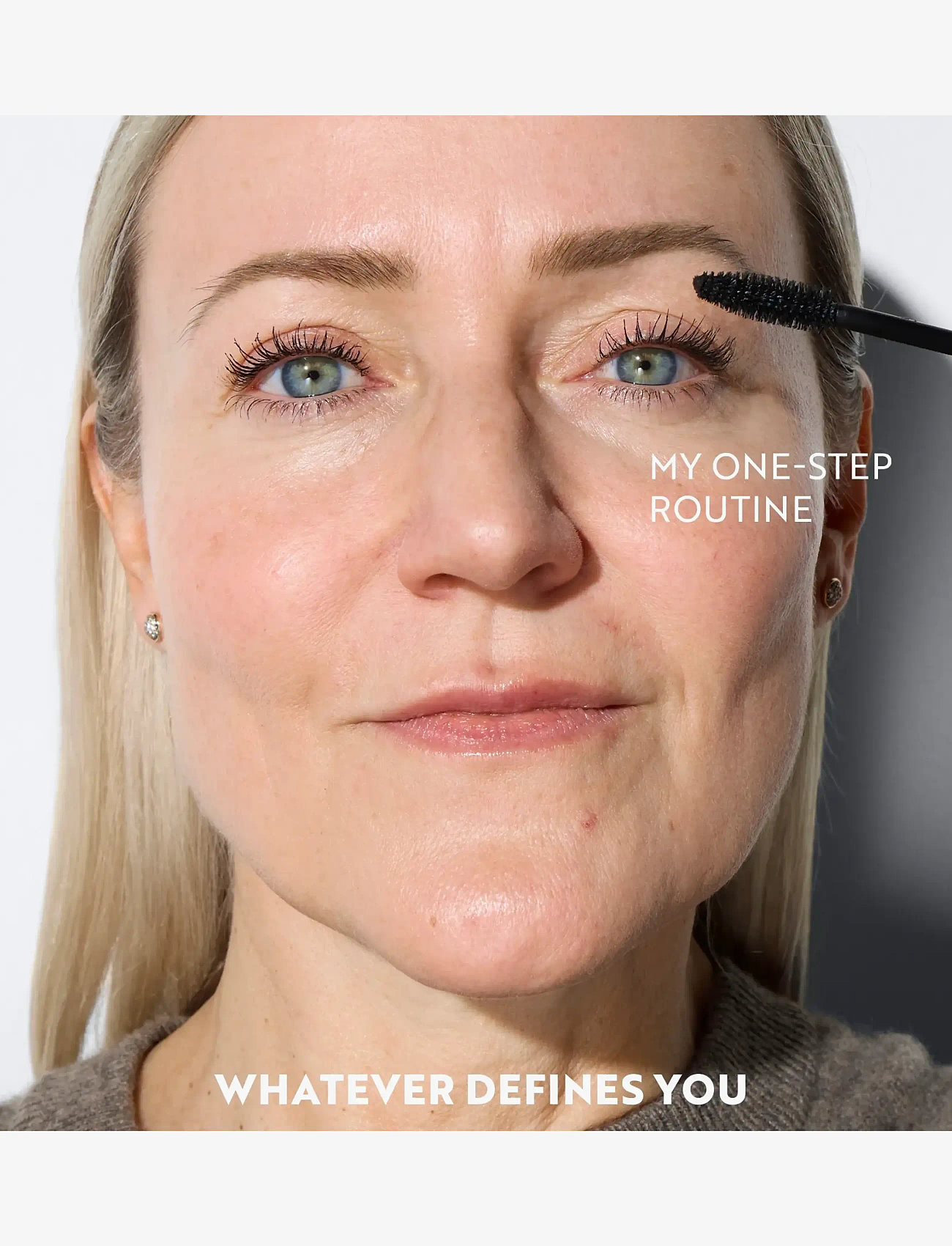 IsaDora - Build Up Mascara Extra Volume Waterproof 01 Black 10 ML - Øyne og bryn  - black - 0