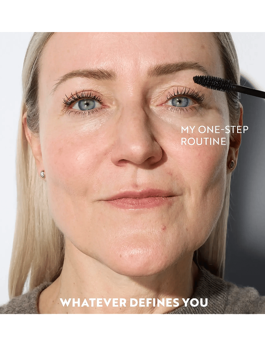 IsaDora - Build Up Mascara Extra Volume Waterproof 01 Black 10 ML - silmad ja kulmud - black - 0