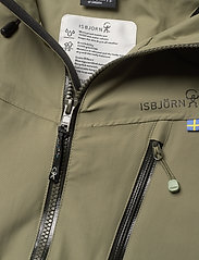 ISBJÖRN of Sweden - MONSUNE Hardshell Jacket Teens SkyBlue 170/176 - kuoritakit & sadetakit - moss - 4