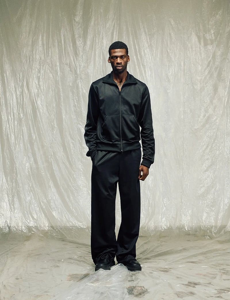 Isnurh - Isnurh Basement Track Jacket - sweatshirts - black - 0