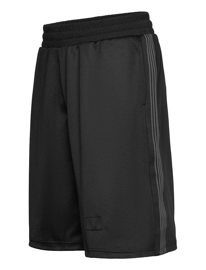 Isnurh - Isnurh Basement Wide Track shorts - vabaaja lühikesed püksid - black - 4