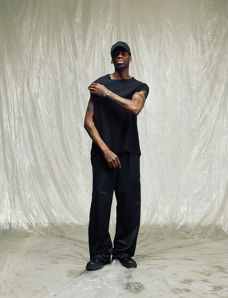 Isnurh - Isnurh Relax Rib Tank top - tank tops - black - 0