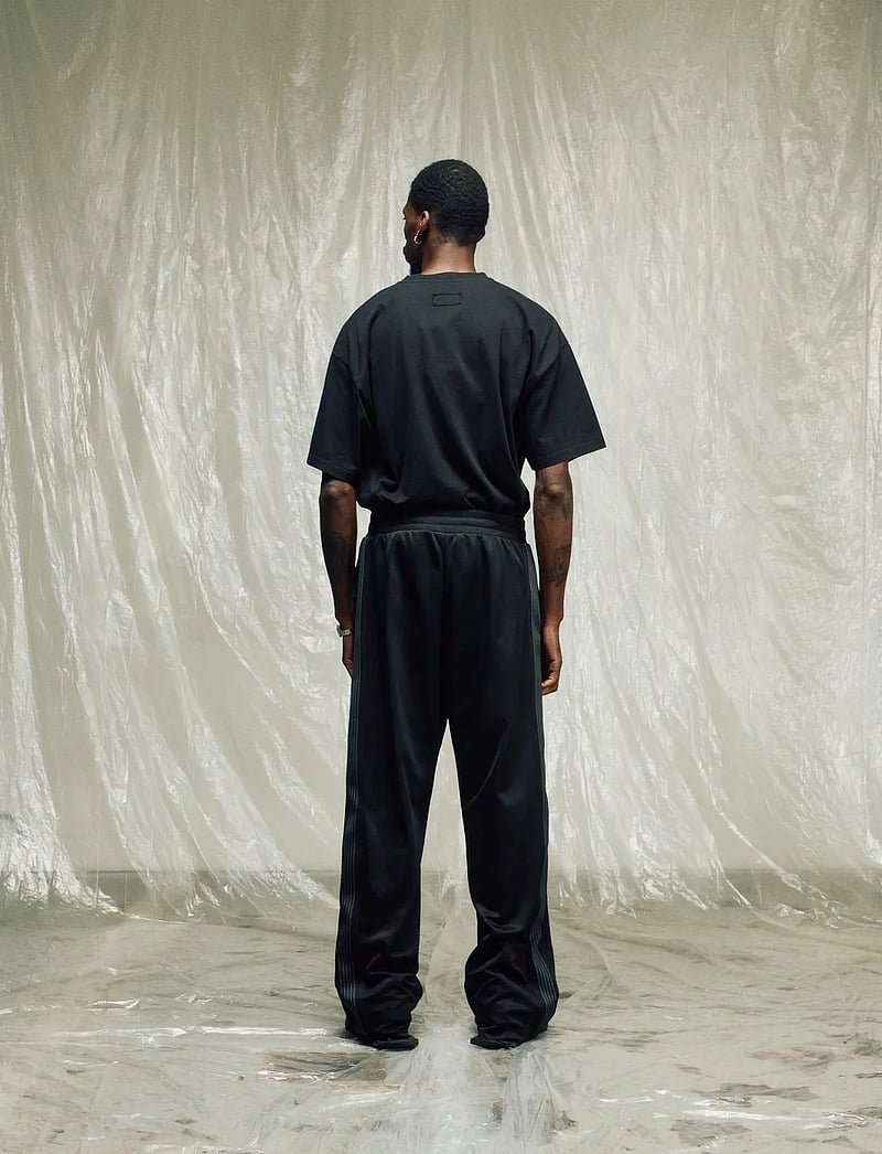 Isnurh - Isnurh Basement Wide Trackpants - casual - black - 3