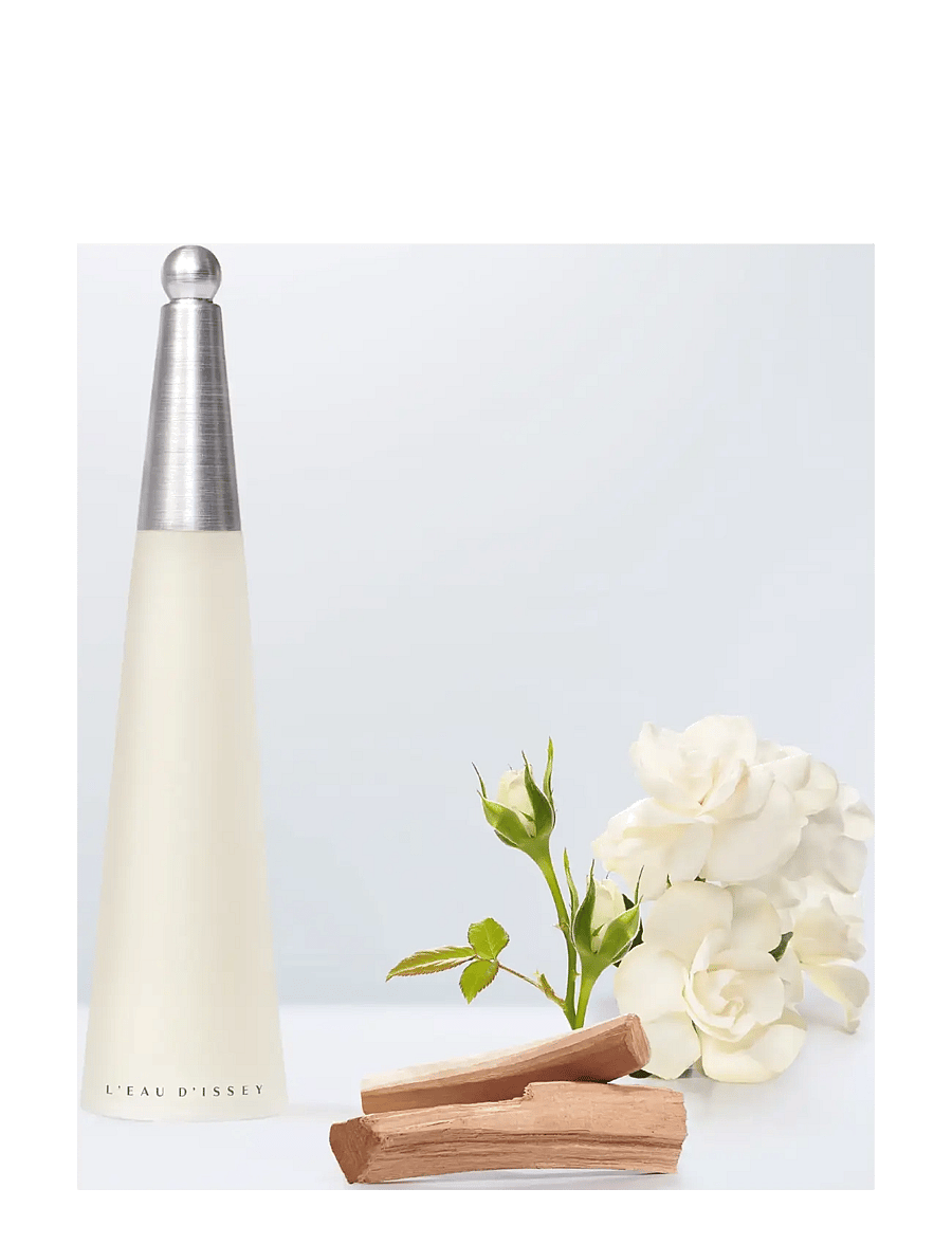 Issey Miyake - L'Eau d'Issey EdT - valmiina treffi-iltaan - clear - 1