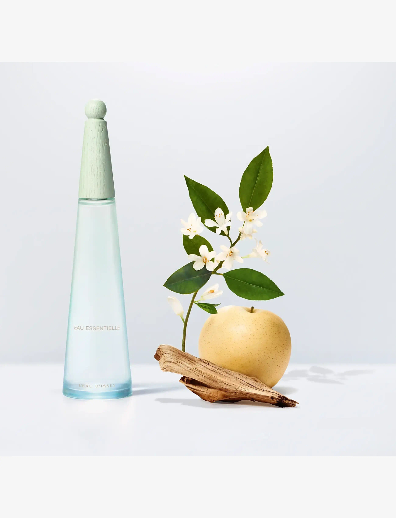 Issey Miyake - L'Eau d'Issey Eau Essentielle EdP - bliv klar til date night - clear - 1