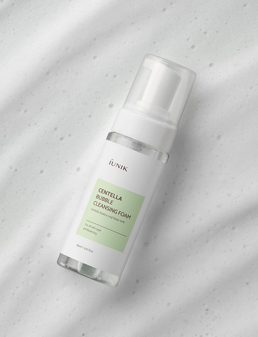 Iunik - Centella Cleansing Foam - foaming cleanser - clear - 1