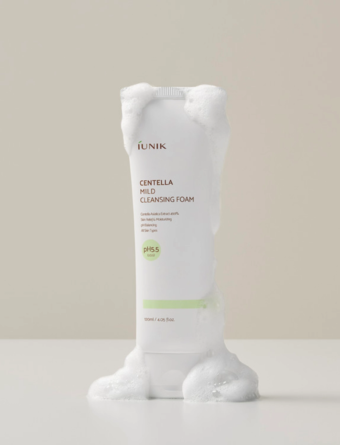Iunik - Centella Mild Cleansing Foam - foaming cleanser - clear - 2