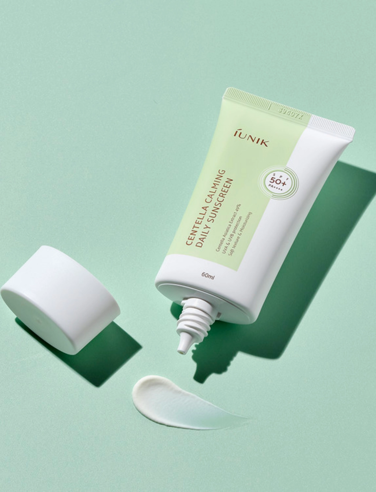 Iunik - Centella Calming Daily Sunscreen SPF50+ PA++++ - clear - 1