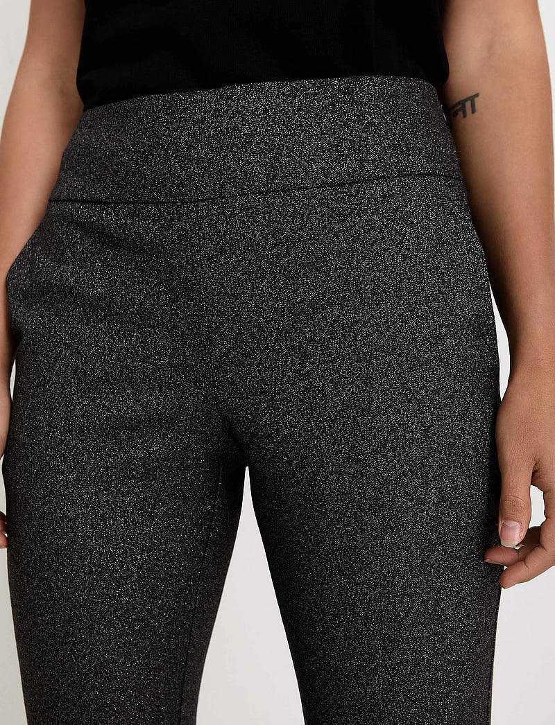 Ivo Nikkolo - Viscose-Blend Trousers, TOCUT - schlaghose - black - 4