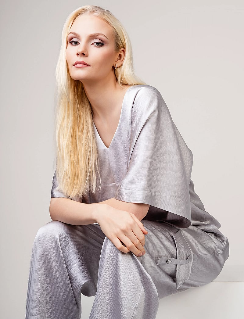 Ivo Nikkolo - Woven Trousers, TACARGO - hosen mit weitem bein - light grey - 5